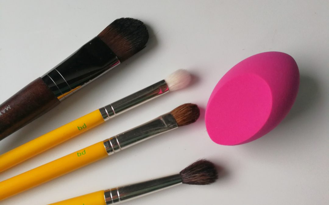 Beauty Tips : Nettoyer ses pinceaux & son éponge à fond de teint